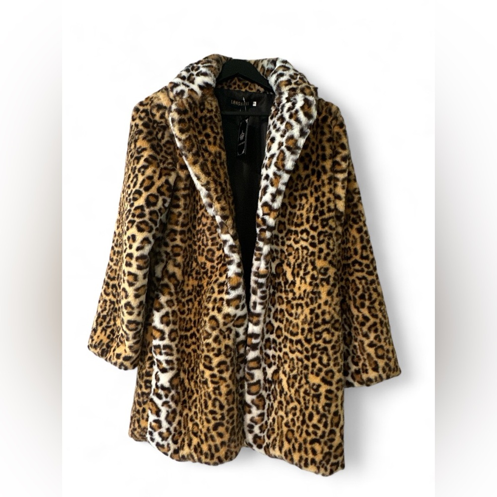 New leopard faux fur jacket with tags size small